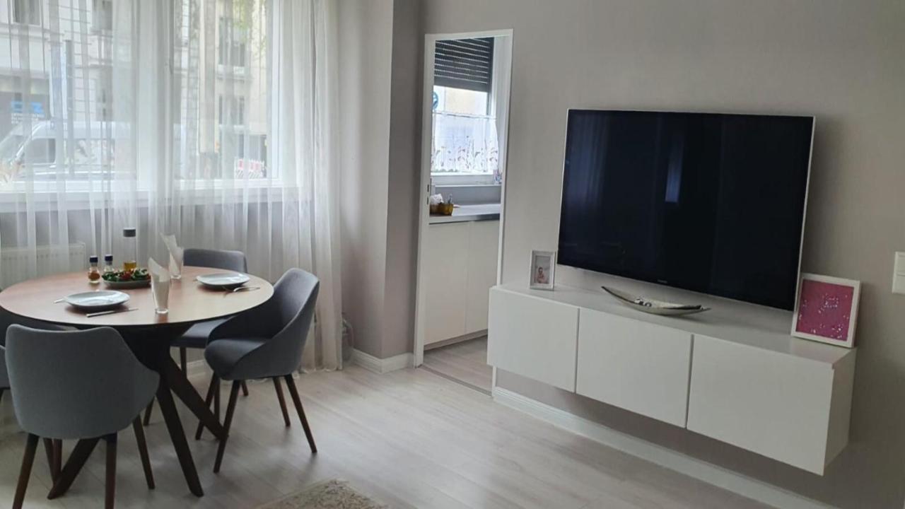 Apartment Im Zentrum Berlin Kudamm, City West Exterior foto